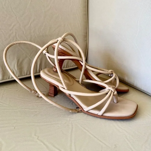 Strappy Thong Gladiator Low Kitten Heel Sandals, Size 7 - Picture 2 of 6